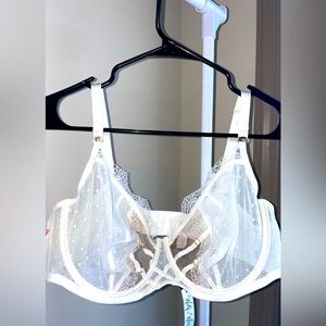 ASOS (Wolf & Whistle) White Lace and Dot Mesh Bra Size US 40H 💥NEW💥